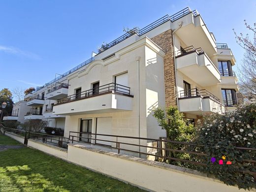 ﺷﻘﺔ ﻓﻲ Enghien-les-Bains, Val d'Oise