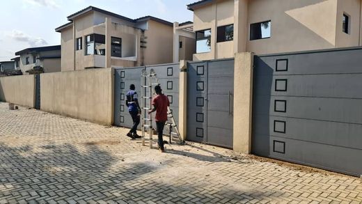 호화 저택 / Cocody, Abidjan