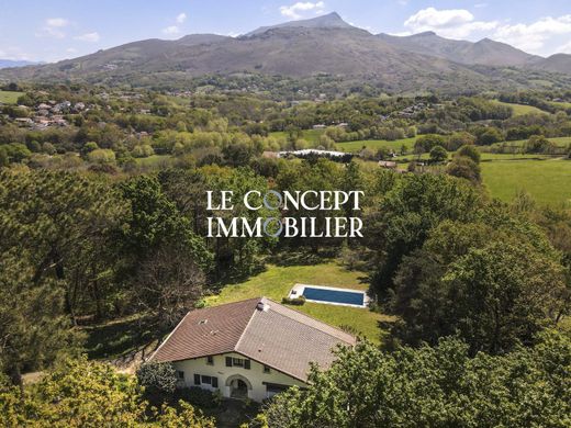 Luxus-Haus in Ascain, Pyrénées-Atlantiques