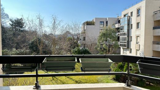 Apartment in Suresnes, Hauts-de-Seine