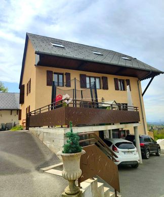 Maison de luxe à Menthonnex-en-Bornes, Haute-Savoie