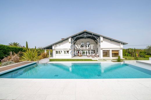 ‏בתי יוקרה ב  Arcangues, Pyrénées-Atlantiques