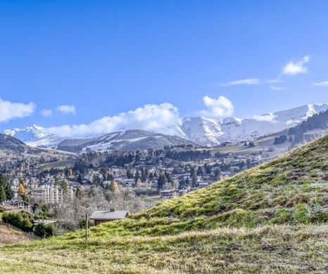 Grundstück in Megève, Haute-Savoie