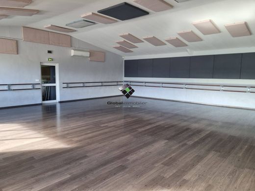 Wohnkomplexe in Faa'a, Îles du Vent