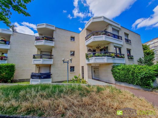 Appartamento a Fontenay-aux-Roses, Hauts-de-Seine