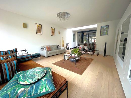 Luxury home in Lambersart, North