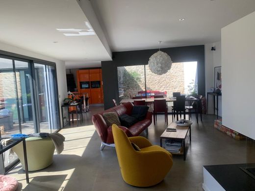 Luxury home in La Rochelle, Charente-Maritime