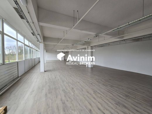 Escritório - Chaumontel, Val d'Oise