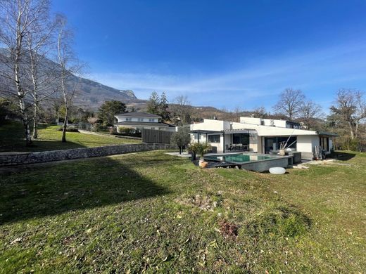 Luxury home in Seyssins, Isère