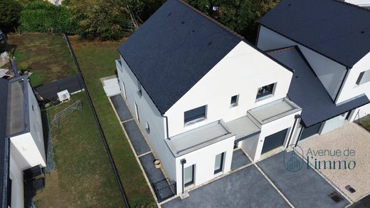 호화 저택 / Montreuil-Juigné, Maine-et-Loire