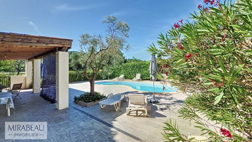 Luxury home in Beaumont-de-Pertuis, Vaucluse