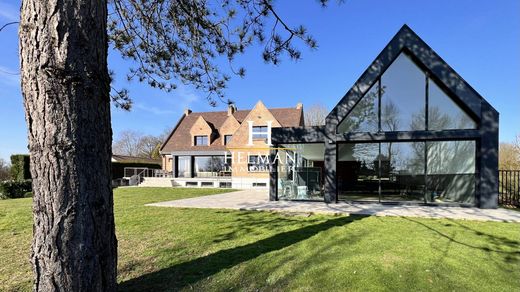 Luxury home in Hazebrouck, North