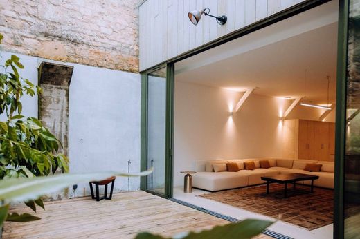 Apartment in Bordeaux, Gironde