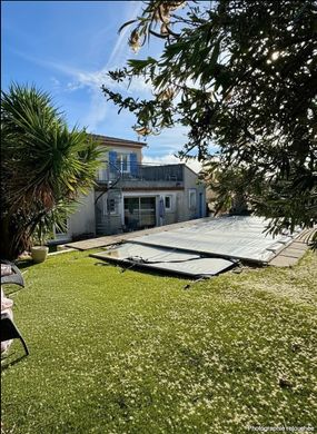 호화 저택 / Cournonsec, Hérault