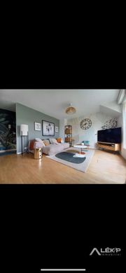 Apartment in Rueil-Malmaison, Hauts-de-Seine