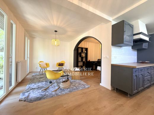 Lüks ev Nanterre, Hauts-de-Seine