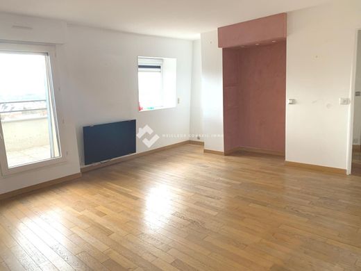 Apartment in Nogent-sur-Marne, Val-de-Marne