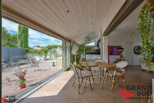 Luxus-Haus in Bordeaux, Gironde