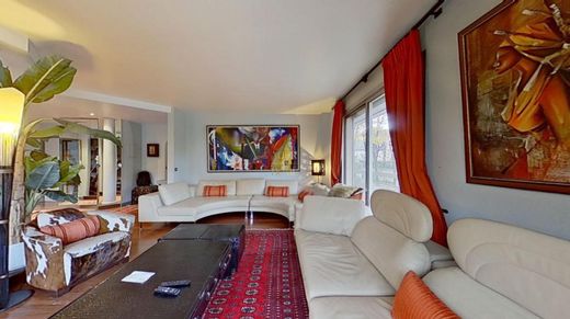 Appartement in Neuilly-sur-Seine, Hauts-de-Seine