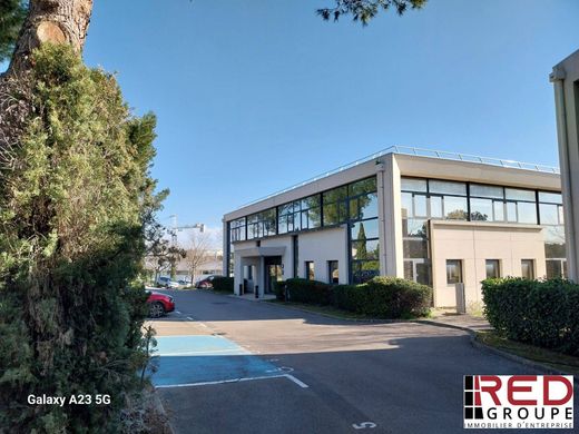 Office in Aix-en-Provence, Bouches-du-Rhône