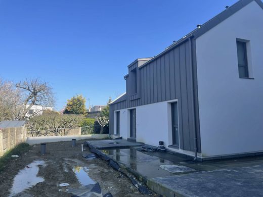 Luxury home in Rennes, Ille-et-Vilaine