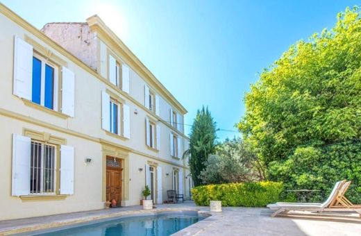 Luxe woning in Cabannes, Bouches-du-Rhône