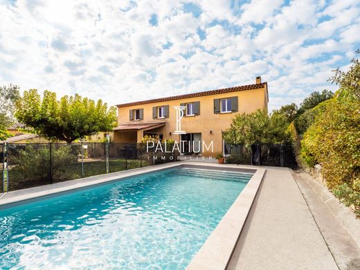 Πολυτελή κατοικία σε Pierrevert, Alpes-de-Haute-Provence