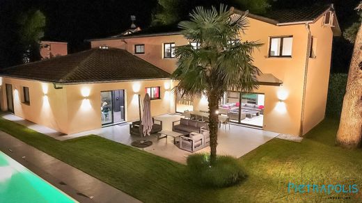 Casa de luxo - Écully, Ródano