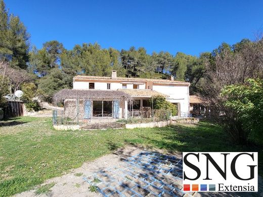 Luxe woning in Meyrargues, Bouches-du-Rhône