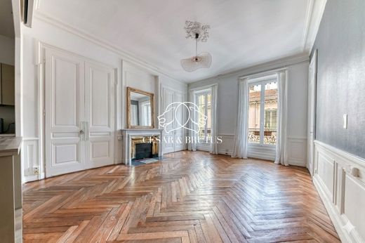 Apartment in Lyon, Rhône