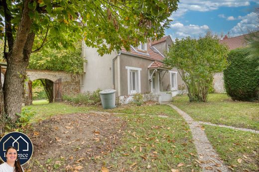 Casa de lujo en Montfort-l'Amaury, Yvelines