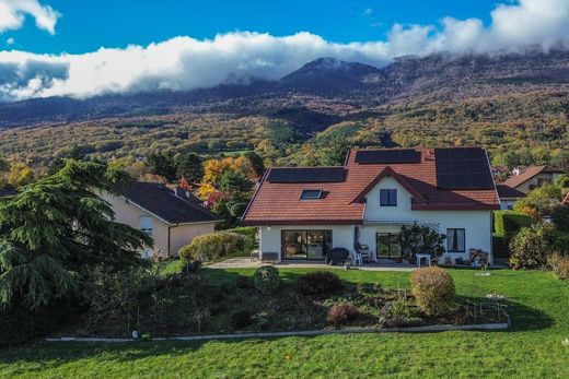 Casa di lusso a Thoiry, Ain