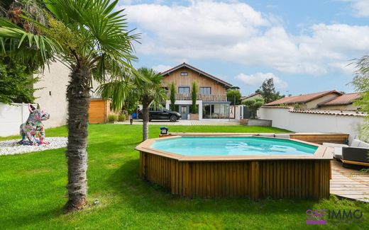 Luxury home in Chaponost, Rhône