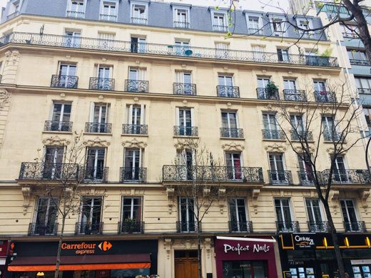 Apartment in Motte-Picquet, Commerce, Necker, Paris
