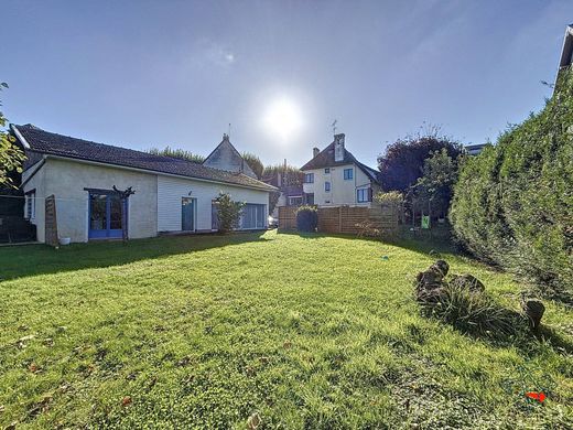 Luxe woning in Sotteville-lès-Rouen, Seine-Maritime