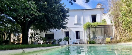 Luxus-Haus in Avignon, Vaucluse