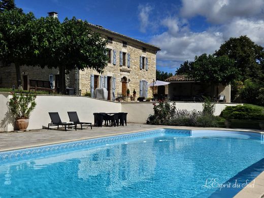 Luxe woning in Cordes-sur-Ciel, Tarn