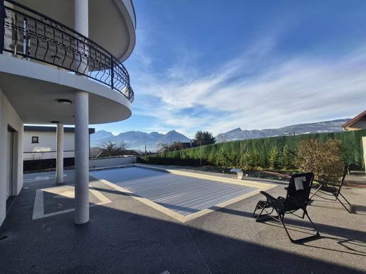Luxury home in Chambéry, Savoy