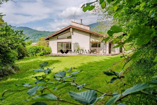 Luxury home in Saint-Martin-d'Uriage, Isère