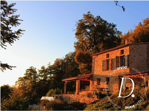 Luxury home in Sant Llorenç de Cerdans, Pyrénées-Orientales