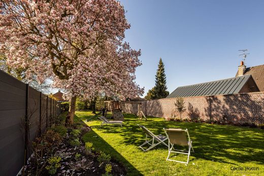 Casa di lusso a Gondecourt, North