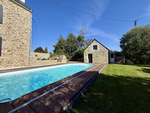 Luxus-Haus in Quéven, Morbihan