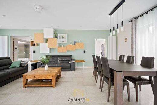 Casa de luxo - Varennes-Jarcy, Essonne