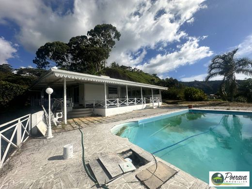 Luxury home in Faa'a, Îles du Vent