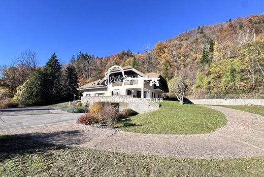 Luxus-Haus in Châtillon-sur-Cluses, Haute-Savoie