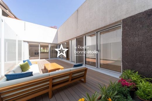 Apartment / Etagenwohnung in Chatou, Yvelines