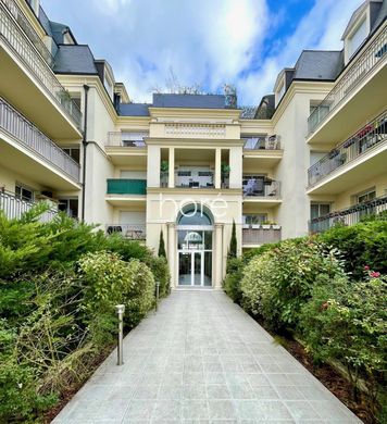 Apartment in La Garenne-Colombes, Hauts-de-Seine