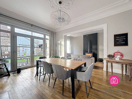 Luxury home in Valenciennes, North