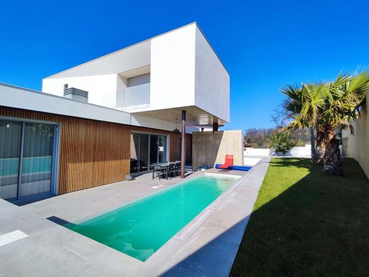 Casa di lusso a Perpignano, Pirenei Orientali