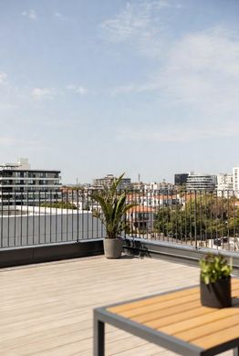 Apartment in Voisins-le-Bretonneux, Yvelines